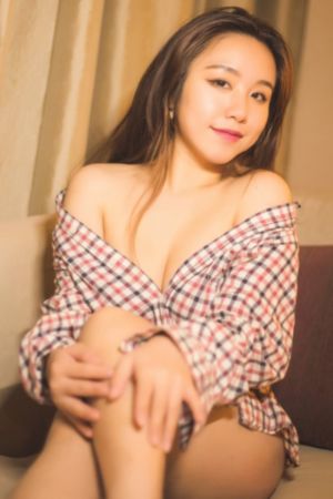 金牌客服董董恩电视剧免费观看_BD韩语免费高清观看